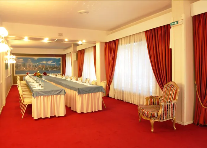Hotel Afonso V & Spa
